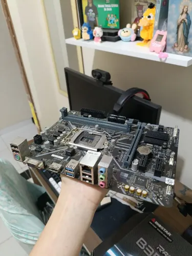 Placa mãe H310M - Aceito negociações