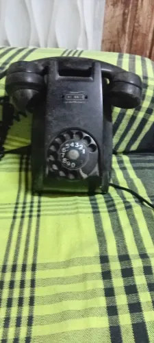 Telefone antigo do século xx
