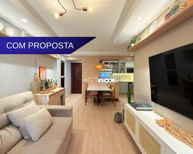 Apartamento mobiliado, 3 quartos à venda, Bigorrilho, Curitiba/PR.