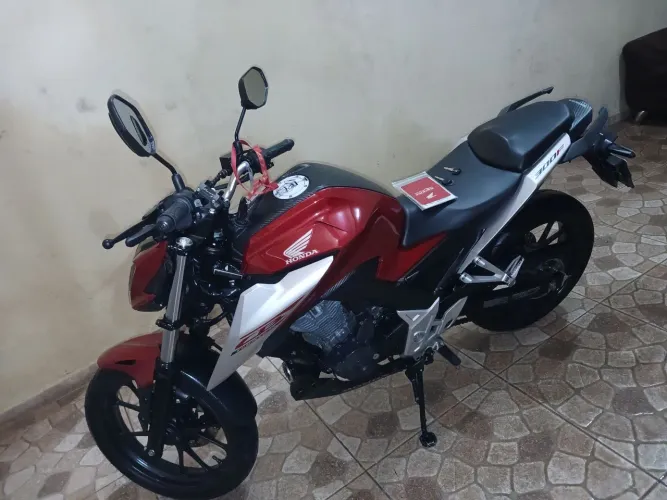 CB 300F 2026 único dono