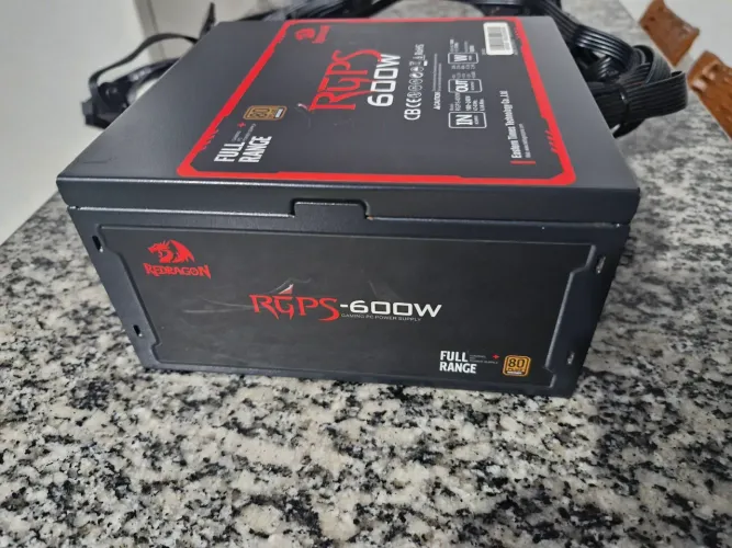 Fonte redragon 600w 80 plus bronze