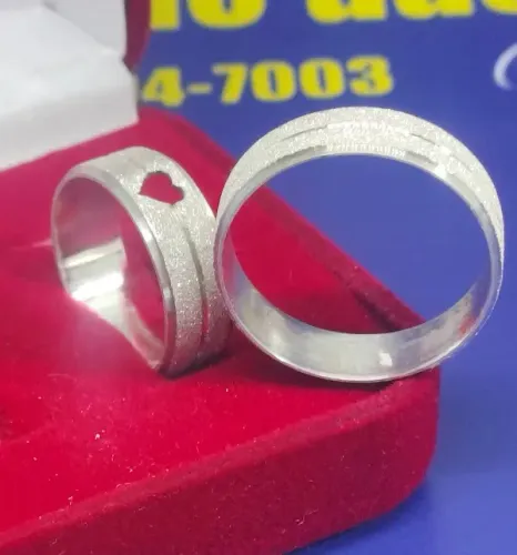 Alianças de Coração Prata 950 Trabalhada e Fosca 6 mm