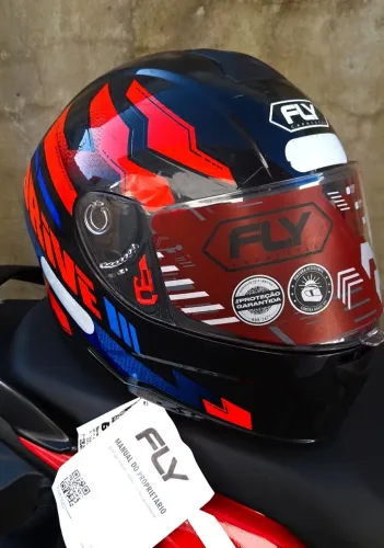 Capacete Flay novo