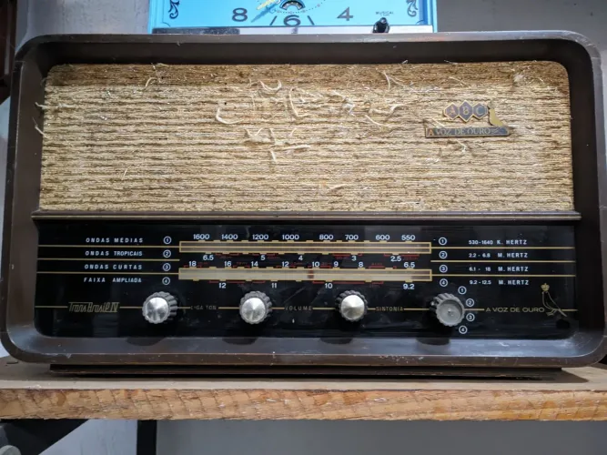Rádio antigo ABC canarinho voz de ouro