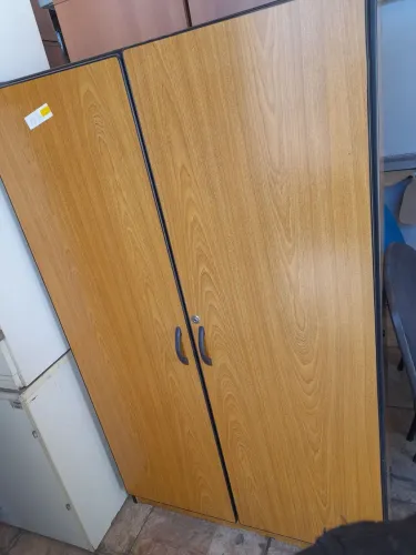 Armário 2 Portas Alto