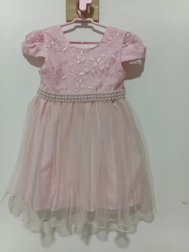 Vestido de festa, usada apenas 2 vezes