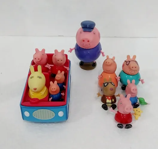 Bonecos colecionáveis Peppa Pig