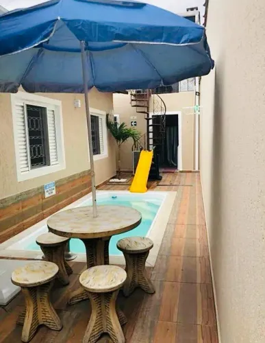 Casa com piscina sendo 3 dorm à venda, 226 m² por R$ 640.000 - Jardim América - Jacareí/SP
