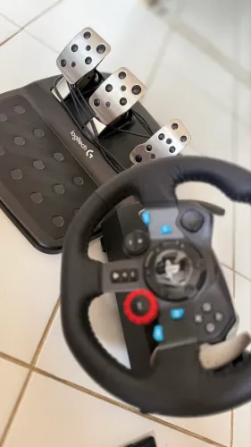 Logitech G29