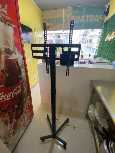 Suporte de rodinha de TV 