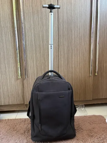 Mochila com rodinhas