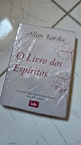 O Livro dos Espíritos de Allan Kardec 
