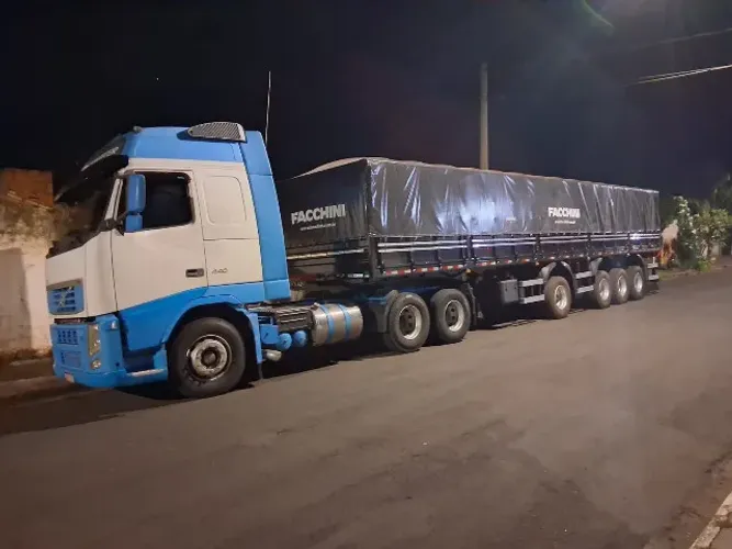 Carreta 4 eixo graneleiro 13,50 Fachinni 2026 semi nova Assoalho de chapa 150.000,00