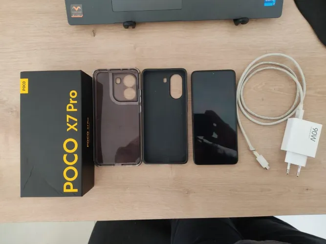 Poco X7 Pro - 256GB e 12 RAM