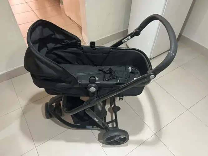 Carrinho de Bebê Safety 1st Mobi Full Black (Função Moisés) - Excelente Estado