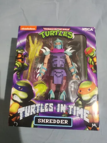 Neca Teenage Mutant Ninja Turtles Shredder Turtles in Time Destruidor