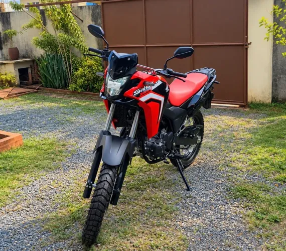 HONDA SAHARA 300 RALLY ABS - ANO 2025 À VENDA