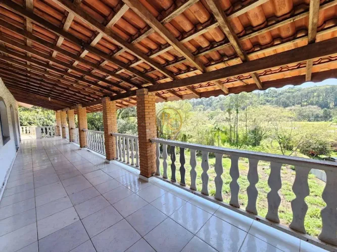 Casa com 2 quartos para alugar, 350 m² por R$ 3.920 - Capoavinha - Mairiporã/SP