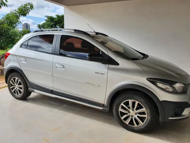 Chevrolet Onix ACTIV 1.4 8V FLEX MEC. 4P 2017