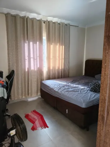 Vendo ágio de lote com pequena casa construída 