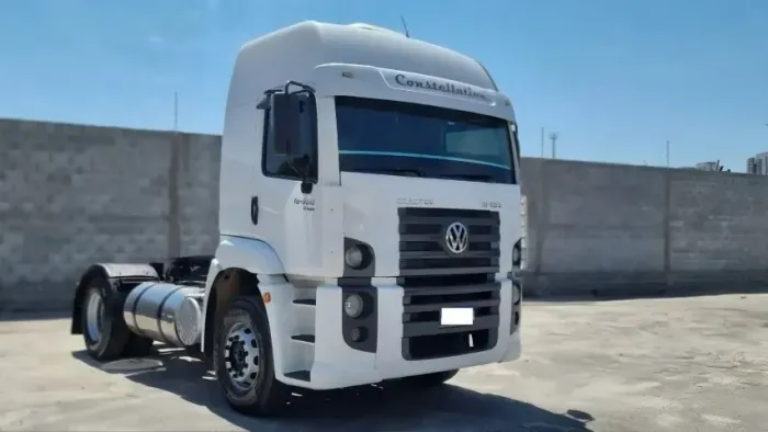 Volkswagen Constellation 19.320 2011