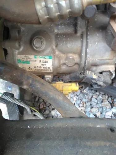 Compressor do ar condicionado Peugeot 307 1.6 a base de troca