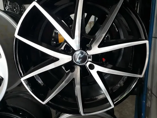 Roda aro 17 Black Diamantada