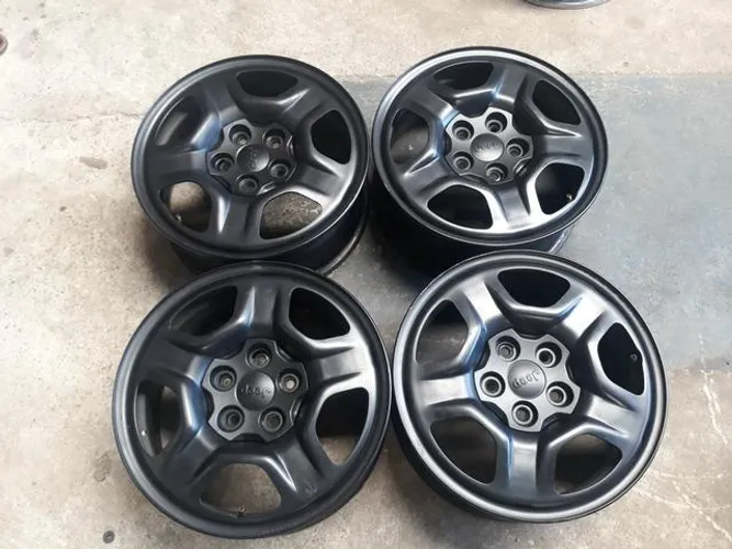 Promoção Rodas Aro 16 Ferro Fiat Toro/Jeep 5x110 Seminovas( ACEITO CREDISHOP)