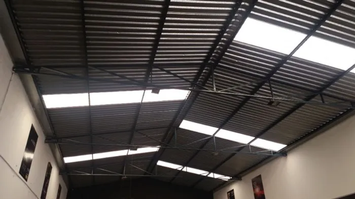 Galpão usado otimo preço , imperdivel , 200 m2. para  desmontar otimo preço