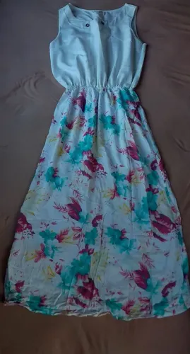 Vestido Floral Branco - Tamanho M