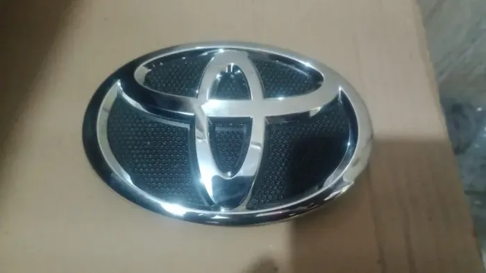 Emblema Toyota Corolla 2006 / 2014   Etios 2013 / 2016