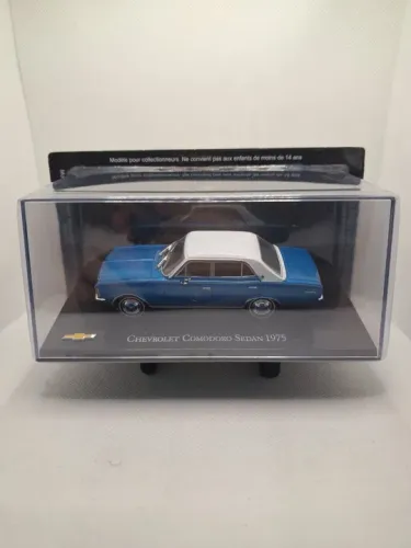 Chevrolet Comodoro Sedan 1975 - Miniatura em escala 1/43