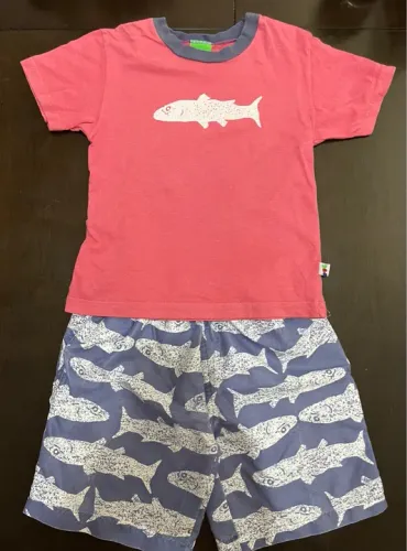 Conjunto Infantil de Roupa de Praia - Camiseta e Bermuda