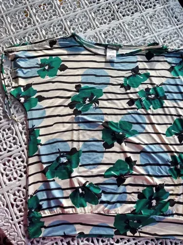 Blusa de liganete tamanho 48.