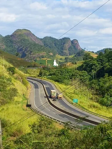Área de frente à BR 101 Ibiraçu 