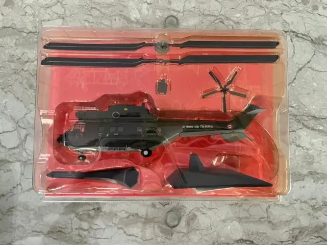  Miniaturas helicópteros de combate 1:72 - Aérospatiale AS-332 Super Puma (France)