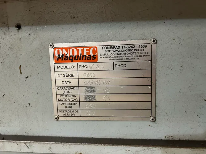 Prensa Hidráulica ONOTEC PHC-40 com Mesa Coordenada