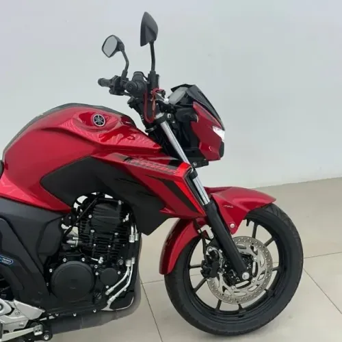Fazer 250 2025 vermelha (somente venda)