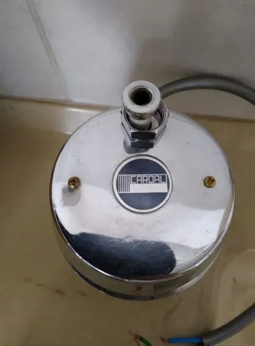  2 Aquecedores individuais Cardal