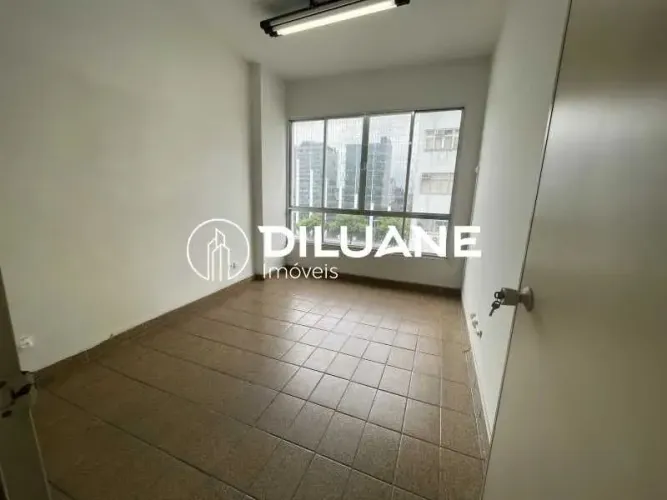 Sala - / Comercial / Centro