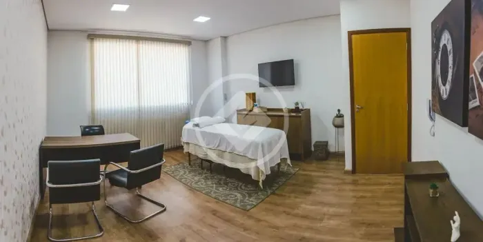 Sala Moderna e Exclusiva Ideal para Profissionais da Saúde, Bem-Estar e Desenvolvimento H