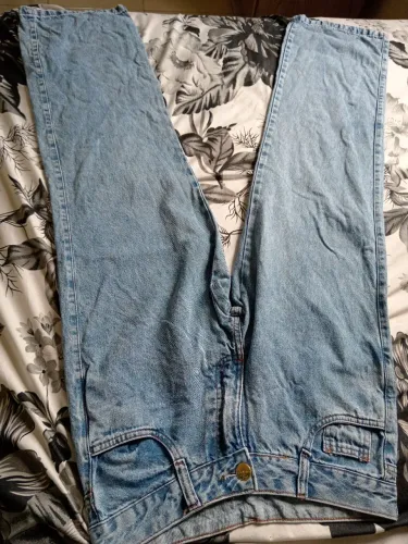 CALÇA JEANS CLARA CINTURA BAIXA Y2K WIDE LEG