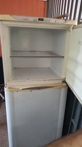 Geladeira  asa norte  leia o anúncio  aceito proposta 