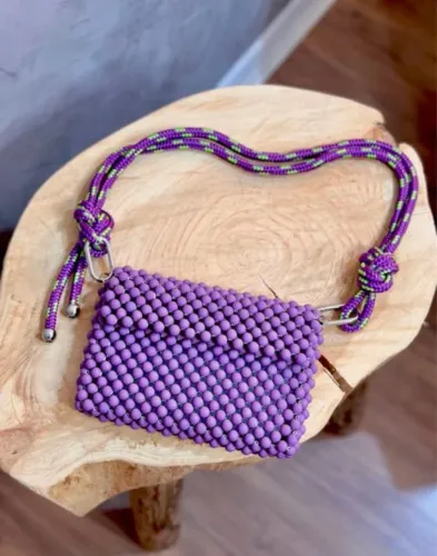 Bolsa Miçanga Roxa