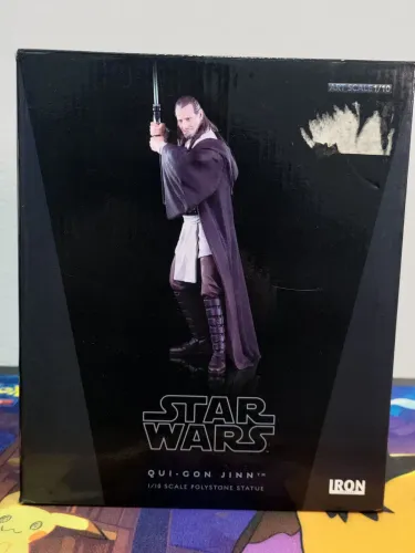 Action Figure Quin-gon Jin Star Wars Iron Studios 1/10 Art Scale