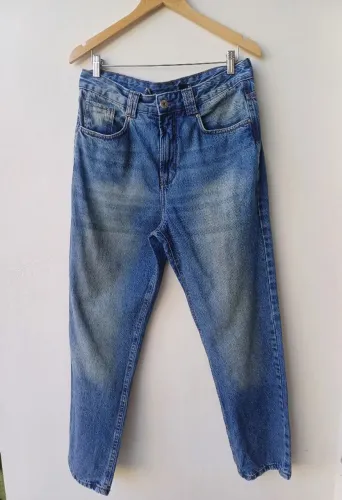 Calça jeans tam 40
