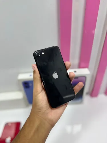 iPhone SE 2020 preto 64 gb