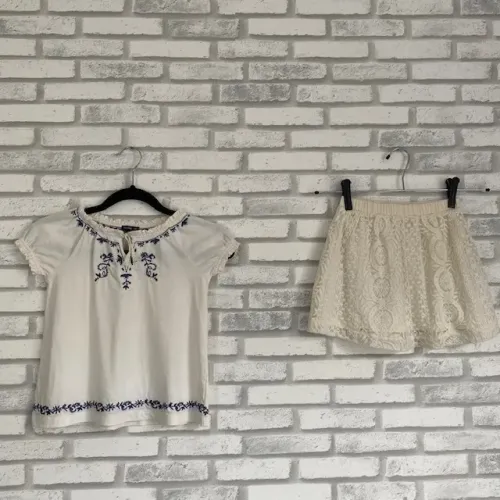 Kit Infantil Blusinha Baby Gap + Saia Rendada Zara Girls Creme Tamanho 3-4