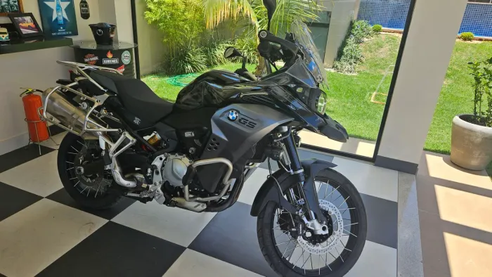 Moto super conservado!