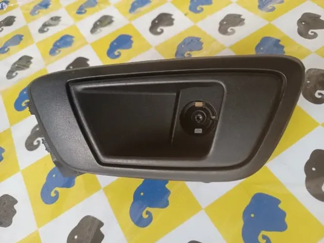 Maçaneta Interna Diant. ou Tras. Esquerda Ecosport 2013 a 2017